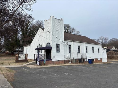 2341 N Patterson Ave, Winston Salem, NC, 27105-5217 | Card Image