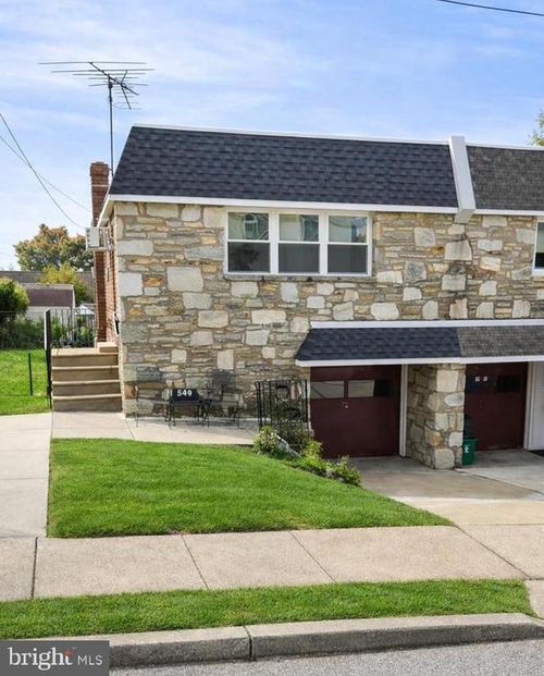 544 Selma St, PHILADELPHIA, PA, 19116-2822 | Card Image