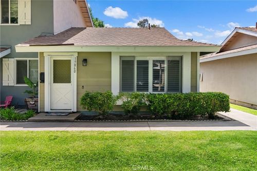 19860 Claremont Ln, Huntington Beach, CA, 92646-4223 | Card Image