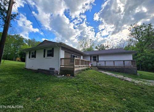 224 Parkey Rd, Ewing, VA, 24248 | Card Image