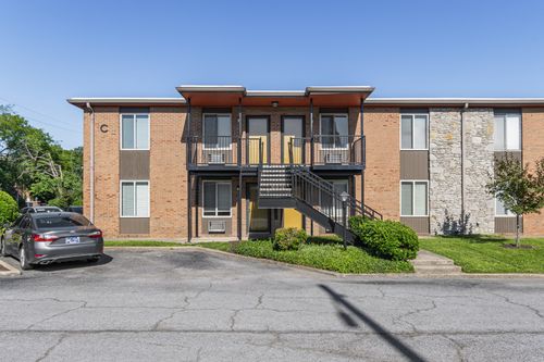 c9-3600 Hillsboro Pike, Nashville, TN, 37215-2132 | Card Image
