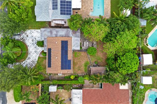 404 Ne 24th Ave, Pompano Beach, FL, 33062-4828 | Card Image