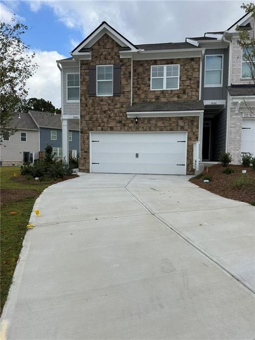 3061 Greyton Dr, Buford, GA, 30519-4813 | Card Image