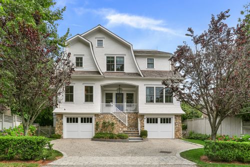 28 Norwalk Ave, Westport, CT, 06880-6830 | Card Image