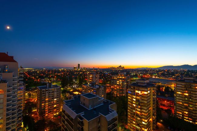 Property's view of city | Image 12