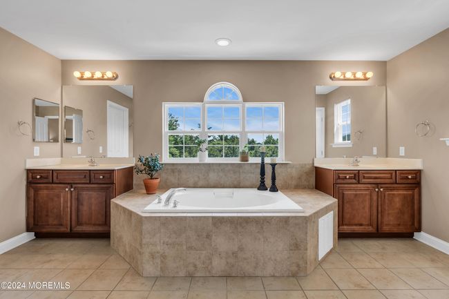 7 Colliers Ct, House other with 4 bedrooms, 4 bathrooms and null parking in Jackson NJ | Image 35