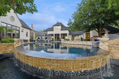 18909 Saddle River Dr, Edmond, OK, 73012-4103 | Card Image