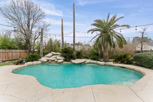 9810 Charter Ridge Dr, Houston, TX, 77070-1910 | Card Image