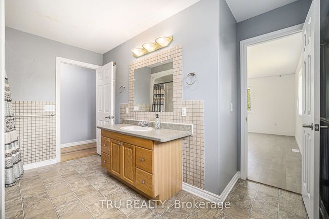 1060 7 Th Line, House other with 5 bedrooms, 3 bathrooms and 10 parking in Carleton Place ON | Image 24