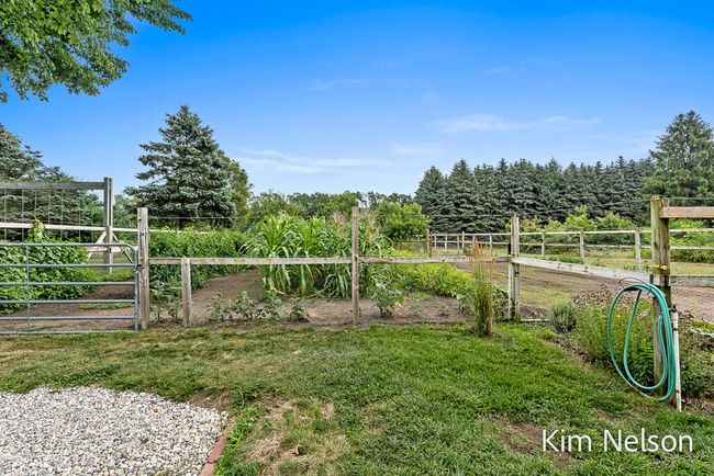 7700S.80thAve-18LoRes | Image 63