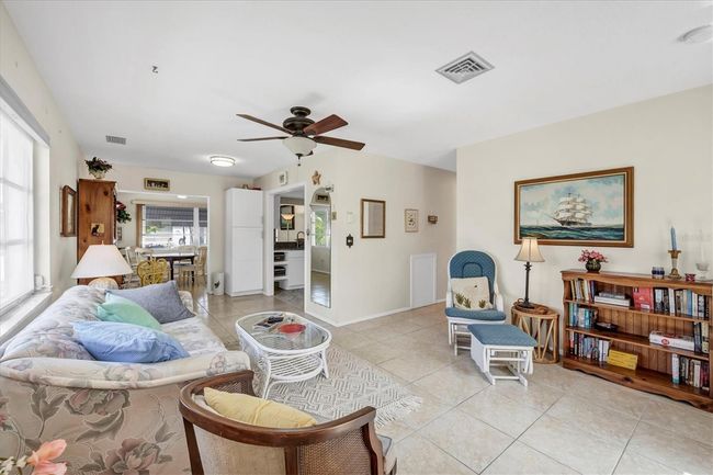 1060 - 1060 Cockrill St, House other with 2 bedrooms, 2 bathrooms and null parking in VENICE FL | Image 7