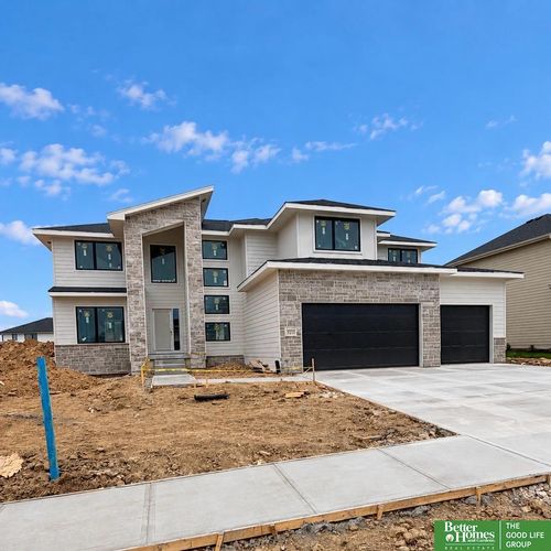 5710 N 197th St, Elkhorn, NE, 68022-6586 | Card Image