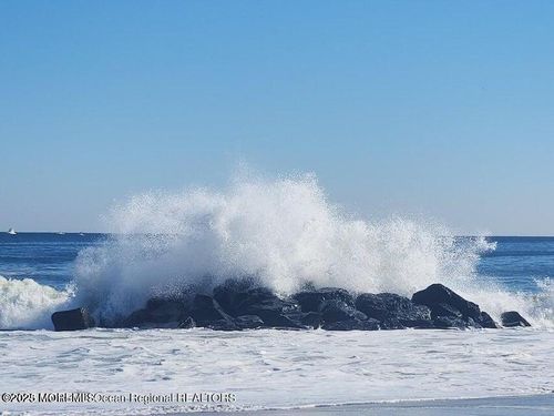 apt-18a-260 Ocean Ave, Sea Bright, NJ, 07760-2135 | Card Image