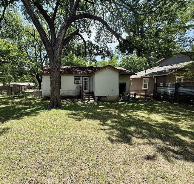 3310 Goodwin Ave, House other with 3 bedrooms, 1 bathrooms and 2 parking in Austin TX | Image 7
