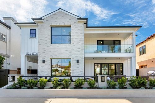 521 12th St, Huntington Beach, CA, 92648 | Card Image