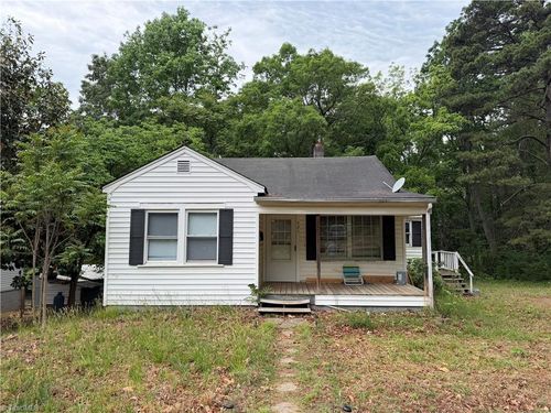 421 Summit Ave, Asheboro, NC, 27203-4447 | Card Image