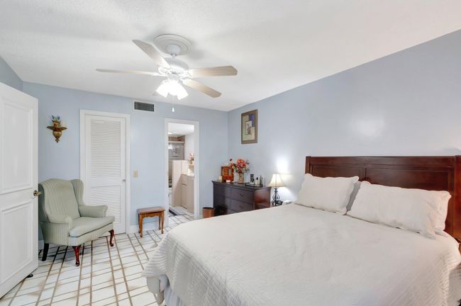 APT-107 - 4236 Deste Ct, Condo with 3 bedrooms, 2 bathrooms and null parking in Lake Worth FL | Image 15