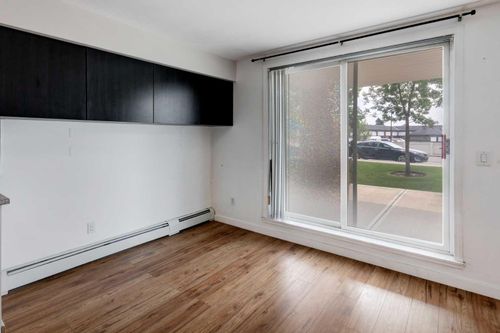 103-17 Country Village Bay Ne, Calgary, AB, T3K5Z3 | Card Image