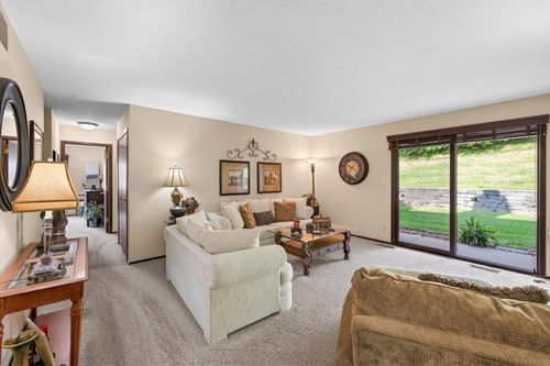 5217 Balmoral Ln, Bloomington, MN, 55437-2867 | Card Image