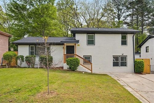 631 Church St Nw, Atlanta, GA, 30318-6240 | Card Image