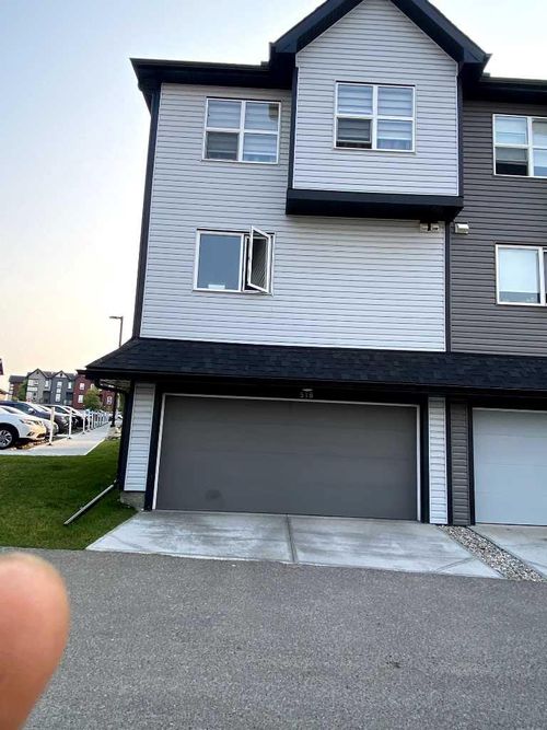 518-75 Evanscrest Common Nw, Calgary, AB, T3P2A3 | Card Image