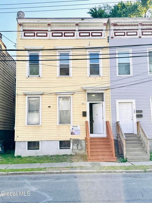 596 3rd St, Albany, NY, 12206-2233 | Card Image