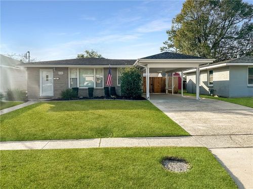 8928 Inez Dr, River Ridge, LA, 70123-3616 | Card Image