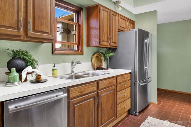 1106 Kenoyer Dr, House other with 3 bedrooms, 2 bathrooms and 1 parking in Bellingham WA | Image 7