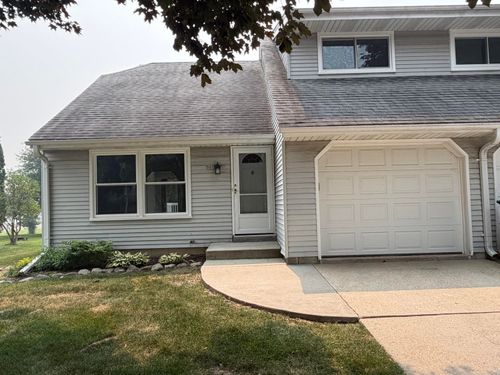 507 Maple St, Grafton, WI, 53024-2904 | Card Image