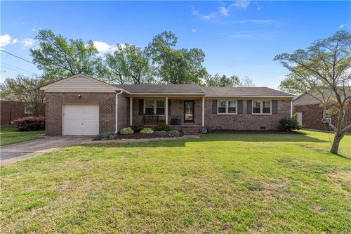 225 Haledon Rd, Chesapeake, VA, 23320-6038 | Card Image