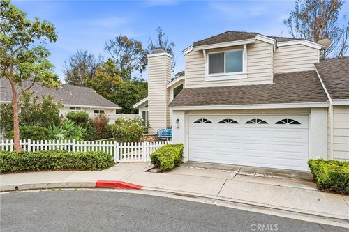 11 Shadowleaf, Irvine, CA, 92614-7584 | Card Image