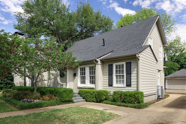 4108 Greenbrier Dr, House other with 4 bedrooms, 4 bathrooms and null parking in Dallas TX | Image 24