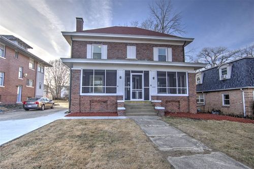 235 N Park Pl, Decatur, IL, 62522-1951 | Card Image