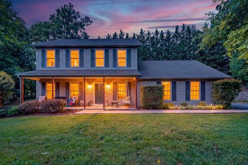 239 Pin Oak Dr, Blue Ridge, VA, 24064-1228 | Card Image