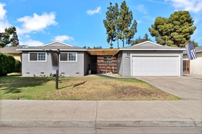 1755 Fairmont Avenue, House other with 3 bedrooms, 0 bathrooms and null parking in Clovis CA | Image 1