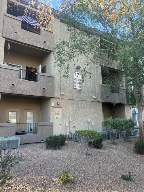3083-4400 S Jones Blvd, Las Vegas, NV, 89103-3335 | Card Image