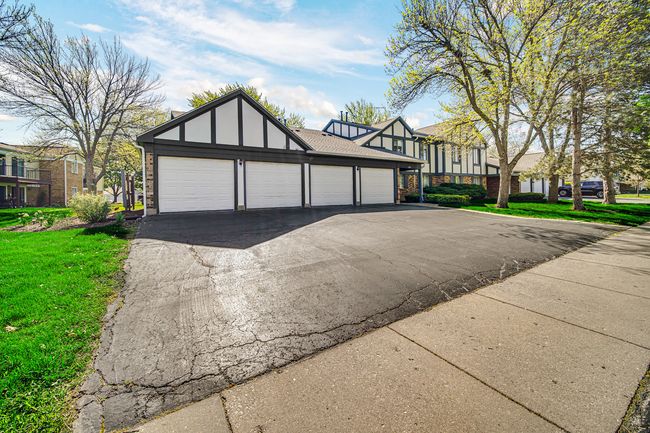 APT-2 - 1221 S Williams St, Home with 2 bedrooms, 1 bathrooms and null parking in Westmont IL | Image 19