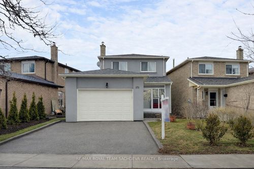 173 Dean Park Rd, Scarborough, ON, M1B2W9 | Card Image