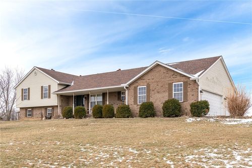 929 N Tecumseh Rd, Springfield, OH, 45504-3420 | Card Image