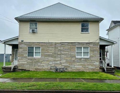 1108 4th St, Moundsville, WV, 26041-1725 | Card Image