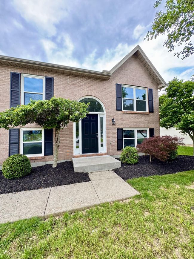 1039 Meadowbrook Ct, House other with 4 bedrooms, 2 bathrooms and null parking in Hebron KY | Image 9