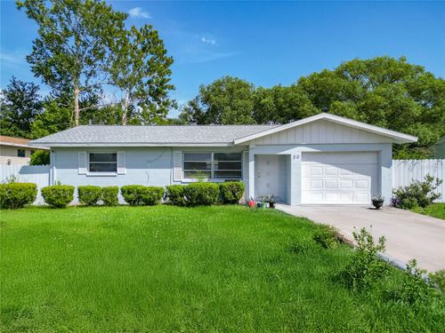 20 Lake Court Loop, OCALA, FL, 34472-2721 | Card Image