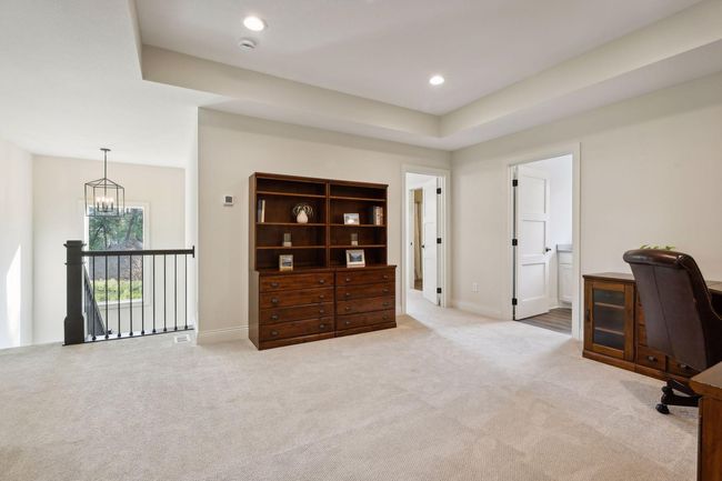 Large Bonus Space perfect for a Home Office or Den | Image 24