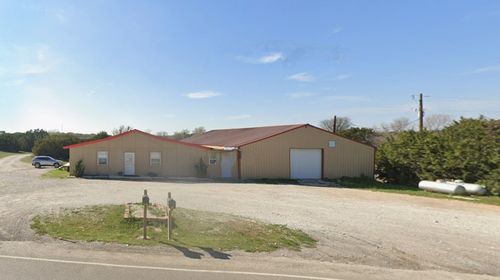 4820 Tin Top Rd, Weatherford, TX, 76087-8076 | Card Image