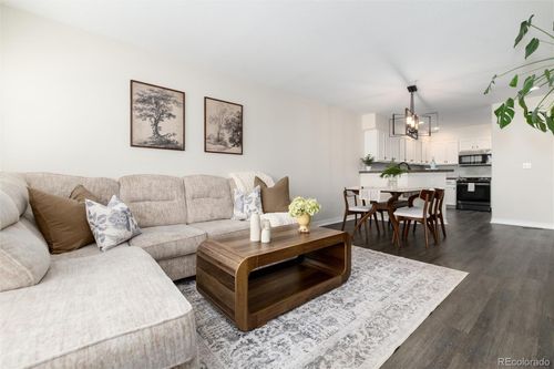 102-2423 Cutters Cir, Castle Rock, CO, 80108-7516 | Card Image