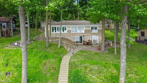 1642 2nd St, Turtle Lake, WI, 54889-8948 | Card Image
