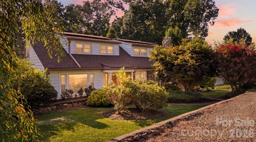1686 Dutch Cove Rd, Canton, NC, 28716-5080 | Card Image
