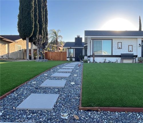 3096 Edwards Pl, Riverside, CA, 92503-5819 | Card Image
