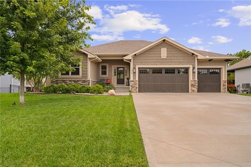 19736 Norton St, Spring Hill, KS, 66083-8448 | Card Image
