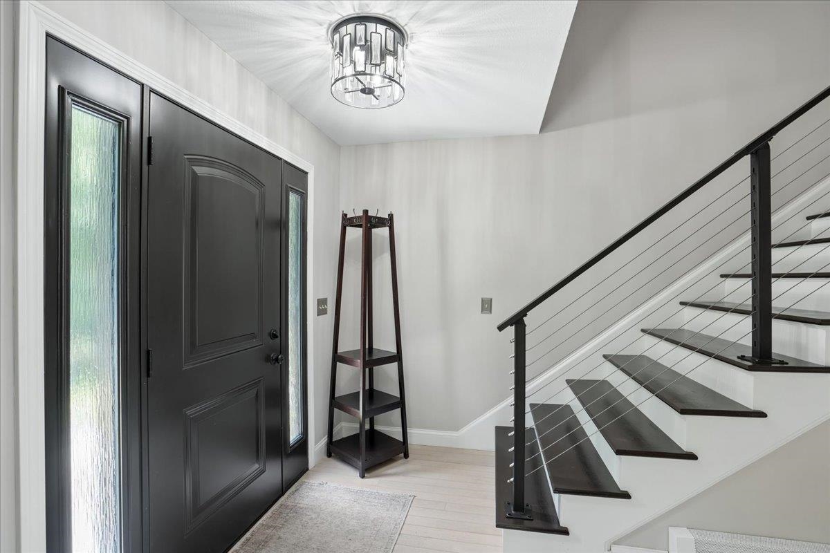 Residential in Mont Vernon 3
